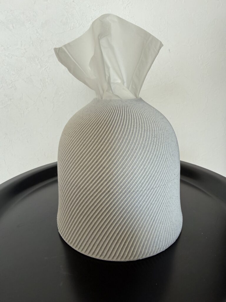 スパイラルティシュボックス